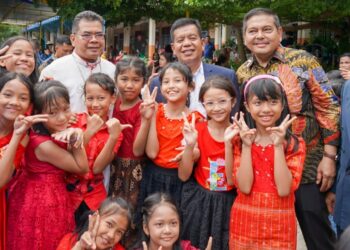 Bupati Simalungun Hadiri Peletakkan Batu Pertama Pembangunan Pastoran St Laurentius Brindisi