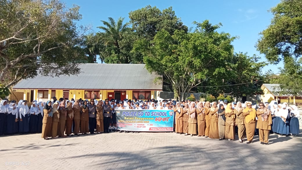 Satbinmas Polres Siantar Himbau Pelajar Smpn 2 Jauhi Narkoba Dan Kenakalan Remaja