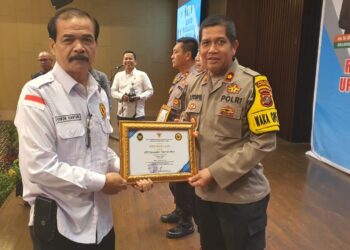 UPP Saber Pungli Kabupaten Taput Terima Piagam Penghargaan Dari UPP Saber Pungli Propinsi Sumut