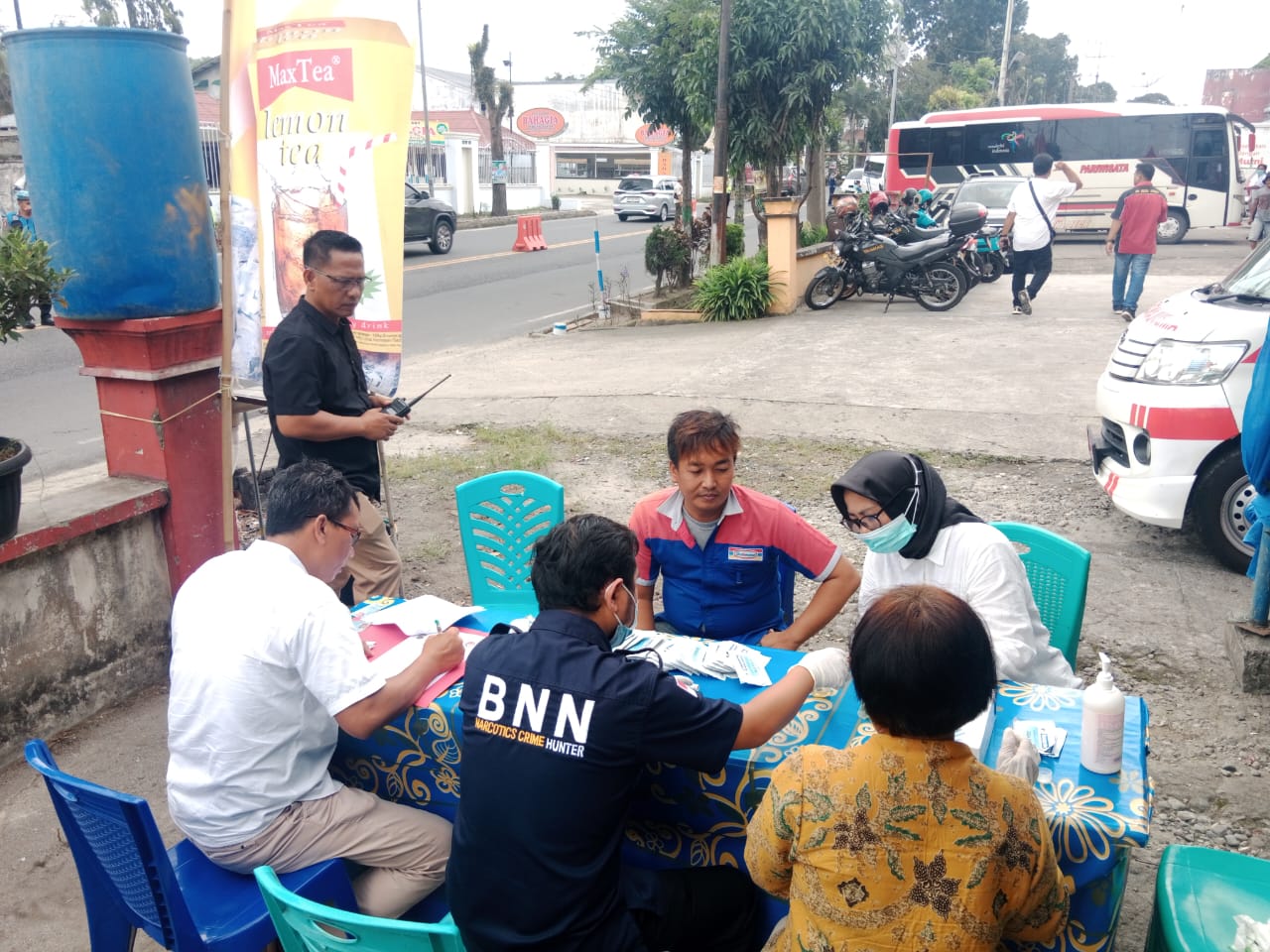 Pastikan Perjalanan Pemudik Nataru Aman, Polres Siantar Tes Urine Sopir Bus