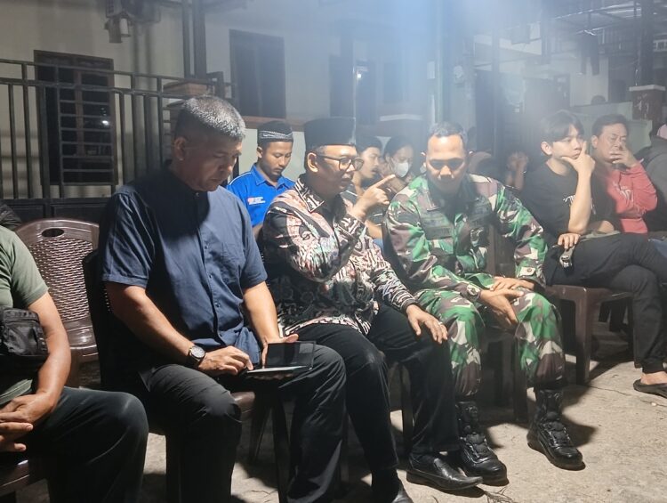 Wabup Simalungun Melayat Ke Rumah Anggota Koramil 05 Serbalawan Korban Kecelakaan
