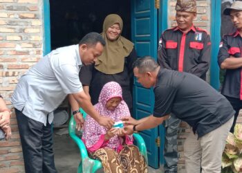 Sambut Natal dan Tahun Baru, KRNS Simalungun Aksi Sosial Pemasangan Listrik kWh Gratis 