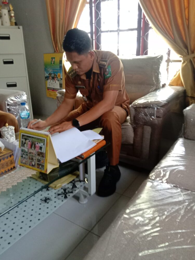 Camat Bandar Huluan: "Pergantian atau Pengangkatan Gamot Harus Sesuai Permendagri Nomor 67 Tahun 2017"