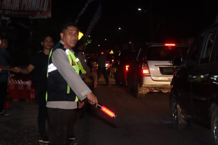 Antisipasi Kemacetan, Polres Siantar Berlakukan One Way Di Jalan Gereja Hingga Jalan Parapat