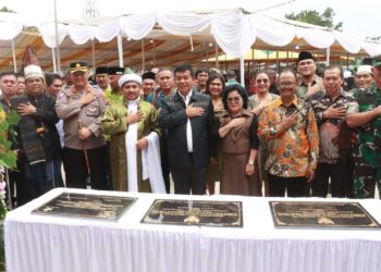Kapolres Simalungun Hadiri Marharoan Bolon dan Peresmian Kantor Camat Bandar