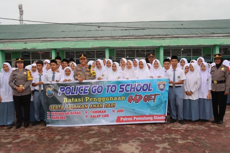 Police Go To School, Kapolres Siantar Himbau Pelajar MAN Jauhi Narkoba Dan Perundungan 