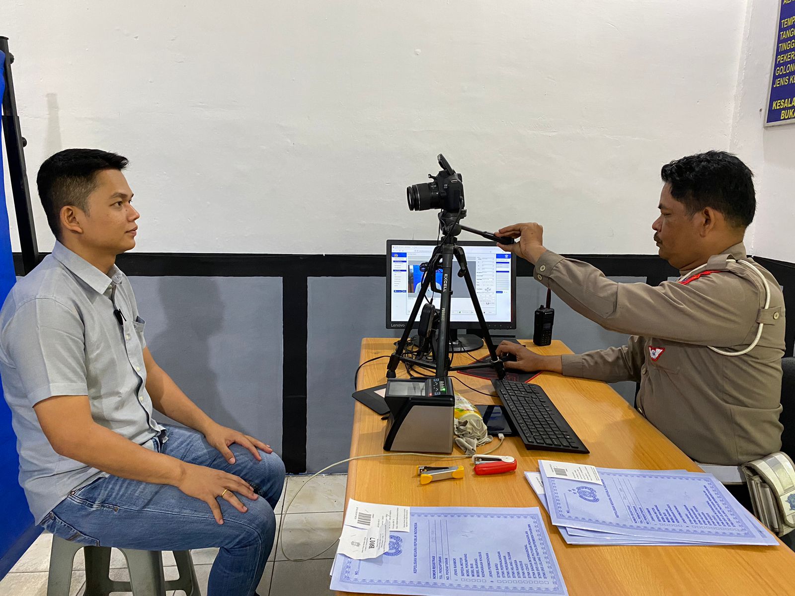 Sat Lantas Polres Pematang Siantar Laksanakan Pelayanan Penerbitan SIM Di Kantor Satpas