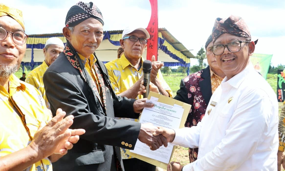 Pelantikan PC PKB Pujakesuma Pematang Bandar dan Bandar Huluan, Wakil Bupati: Suku Jawa Harus Guyup Pelantikan PC PKB Pujakesuma Pematang Bandar dan Bandar Huluan, Wakil Bupati: Suku Jawa Harus Guyup