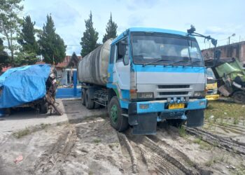Terjatuh Tabrak Lubang, Lustiana Sitohang Tewas Dilindas Truck Pengangkut BBM 