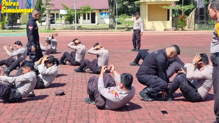 Polres Simalungun Dan Brimob Yon-B Latih Personel DALMAS Siap Amankan Pemilu 2024