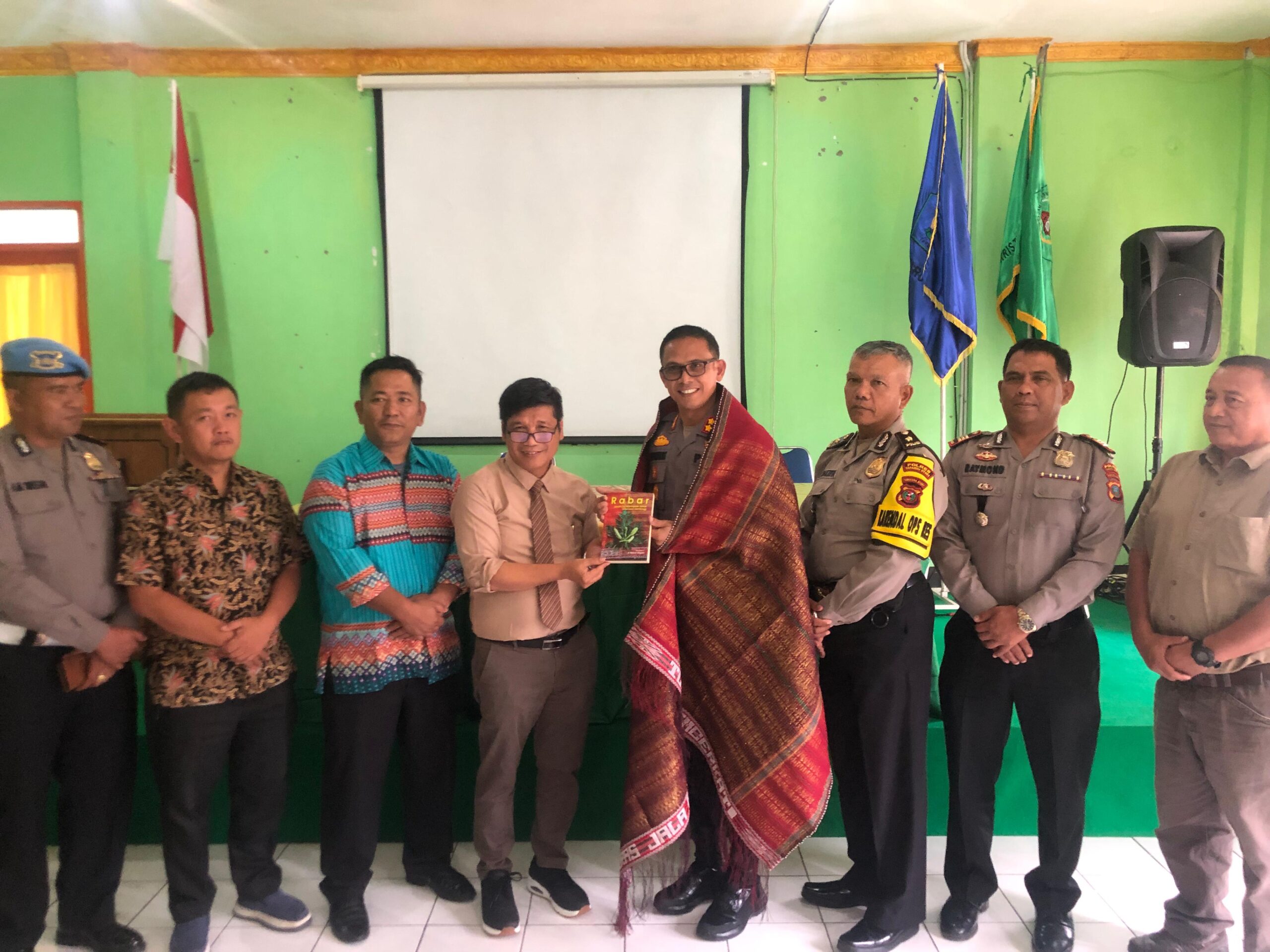 Kapolres Taput Kunjungi Kampus IAKN Tarutung Bagun Komunikasi Dengan Rektorat Dan Civitas Akademik