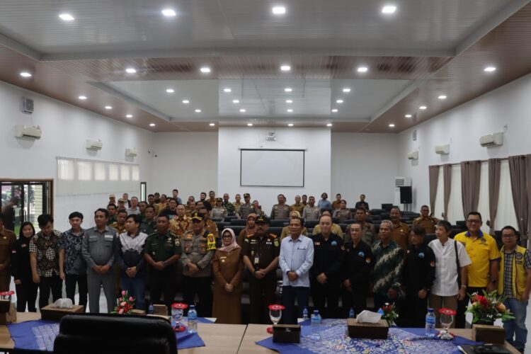 Kapolres Pematangsiantar Hadiri Rakor Stabilitas Kamtibmas Jelang Pemilu 2024