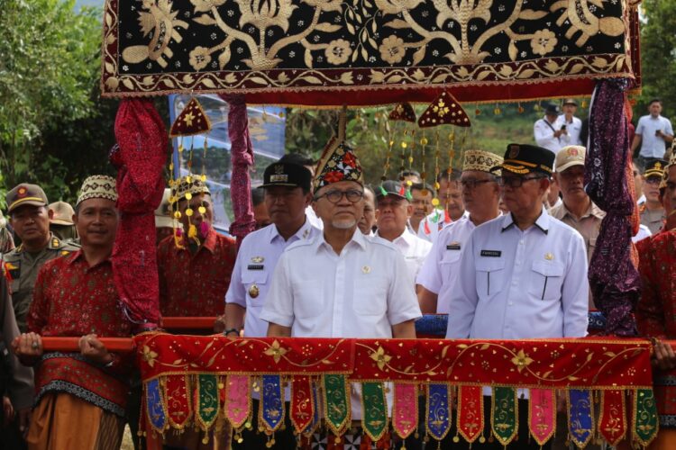 Menteri Perdagangan Sambut Baik Lokasi Pembangunan Pasar Wisata Jelajah Danau Ranau