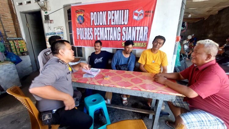 Sat Binmas Polres Pematangsiantar Laksanakan Pojok Pemilu