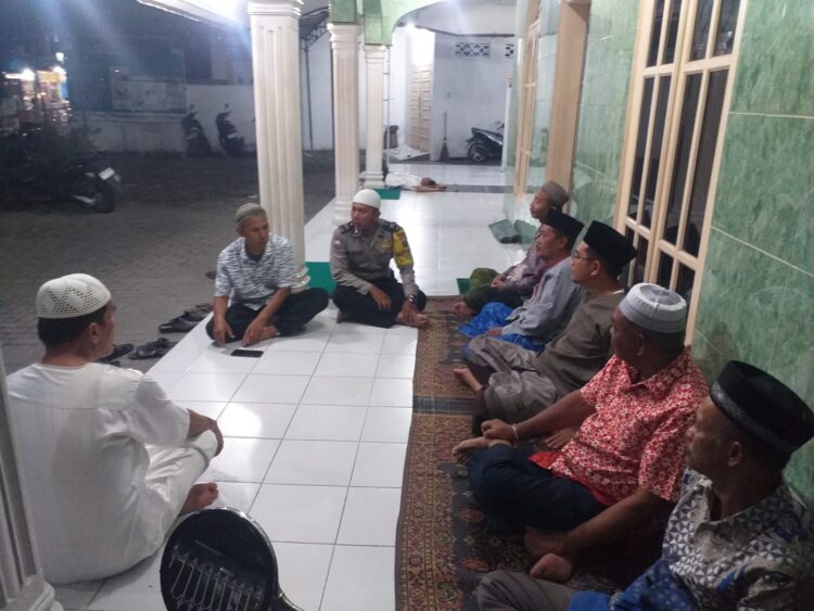 Bhabinkamtibmas Timbang Galung Laksanakan Keliling Dakwah Kamtibmas