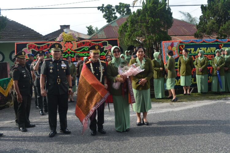 Panglima Kodam I/BB Mayjen TNI Mochammad Hasan Melantik 141 Bintara PK TNI AD TA 2023 di Rindam I/BB