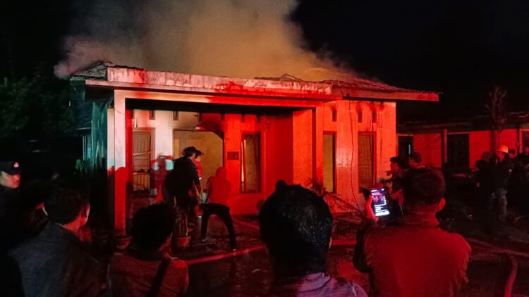 1 Unit Rumah Permanen Ludes Terbakar di Siborongborong