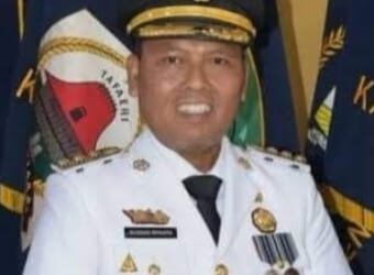 Pj Bupati Tapteng Sugeng Riyanta Minta Ketua DPRD Meminta Maaf Kepada Masyarakat