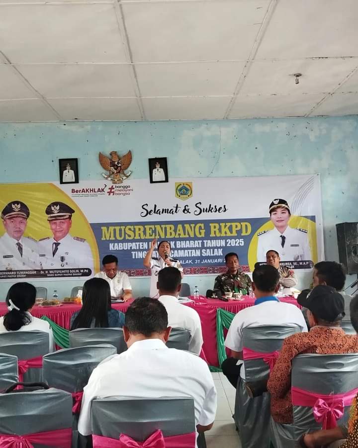 Bupati Pakpak Bharat Ajak Semua Pemangku Kepentingan di Kecamatan Salak Turut Ambil Bagian Dalam Pembangunan Bupati Pakpak Bharat Ajak Semua Pemangku Kepentingan di Kecamatan Salak Turut Ambil Bagian Dalam Pembangunan