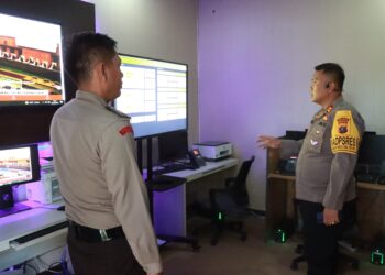 Kapolres Simalungun Sidak Call Center 110 untuk Penguatan Sistem Pembinaan Internal