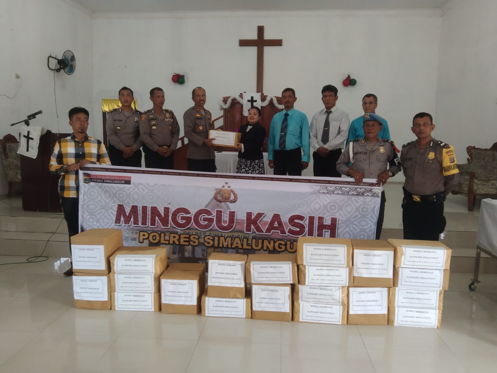 Wakapolres Simalungun Gelar Kegiatan Minggu Kasih di Gereja HKBP Rogate Bangun Wakapolres Simalungun Gelar Kegiatan Minggu Kasih di Gereja HKBP Rogate Bangun