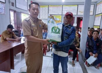 Pekon Serungkuk Kembali Salurkan Beras CPP Kepada 242 KPM