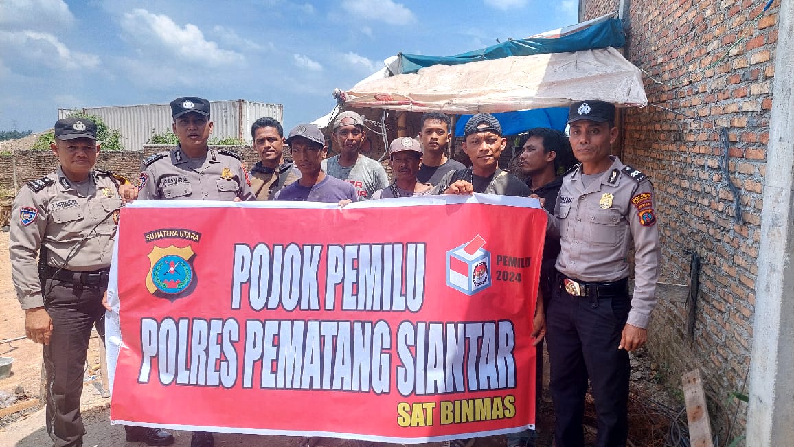Sat Binmas Polres Pematangsiantar Laksanakan Pojok Pemilu di Perum Bintang Tambun Residen Sat Binmas Polres Pematangsiantar Laksanakan Pojok Pemilu di Perum Bintang Tambun Residen
