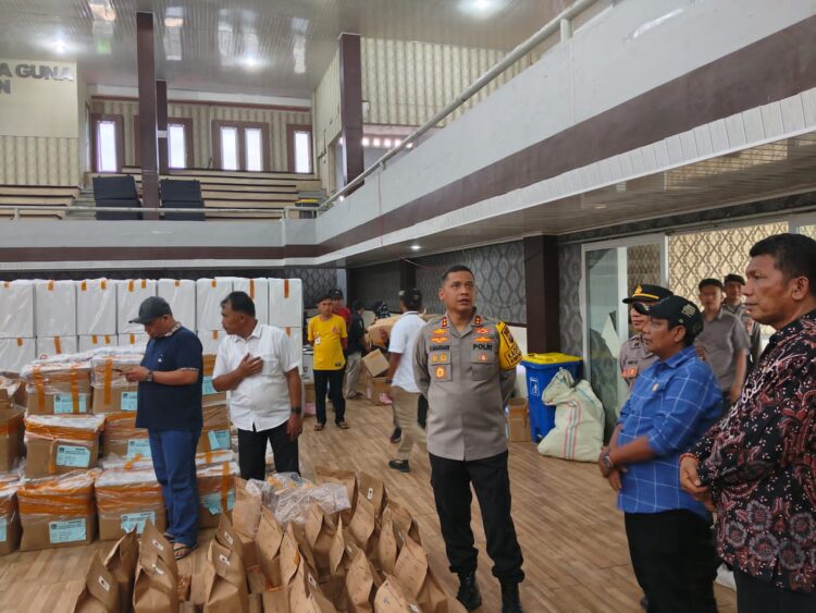 Polres Tapteng Maksimalkan Pengamanan Ketat pendistribusian Logistik Pemilu 2024