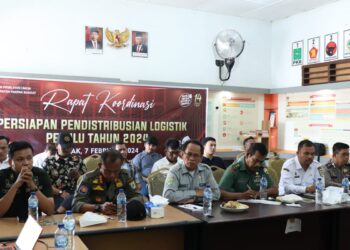 Sekda Pakpak Bharat Hadiri Rakor Teknis Pendistribusian Logistik Pemilu 2024