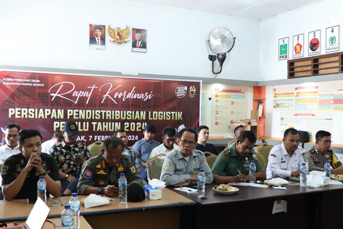 Sekda Pakpak Bharat Hadiri Rakor Teknis Pendistribusian Logistik Pemilu 2024 Sekda Pakpak Bharat Hadiri Rakor Teknis Pendistribusian Logistik Pemilu 2024