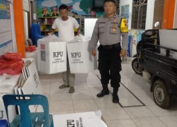 Polres Pematangsiantar Kawal Pergeseran Kotak Suara Pemilu Dari Kelurahan ke Kecamatan 