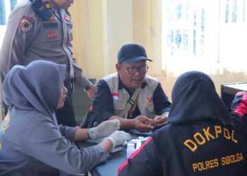 Polres Sibolga Periksa Kesehatan Para Petugas Di Perhitungan Suara Pemilu 2024