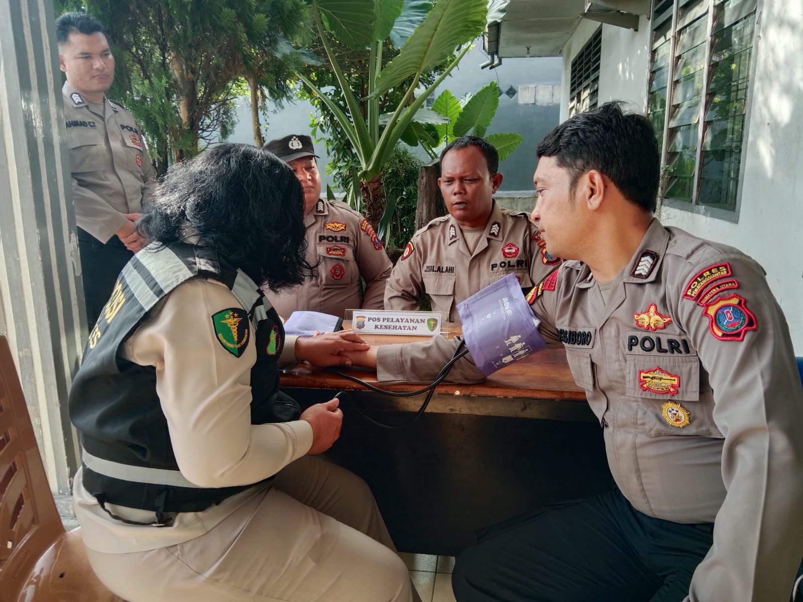 Sie Dokkes Polres Pematangsiantar Patroli Keliling Berikan Pelayanan Kesehatan bagi Personil Di PPK
