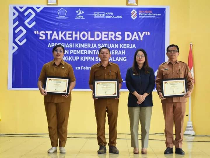 Pemkab Pakpak Bharat Raih Penghargaan Terbaik II Penyaluran DAK Fisik dan Penyaluran DD TA 2023