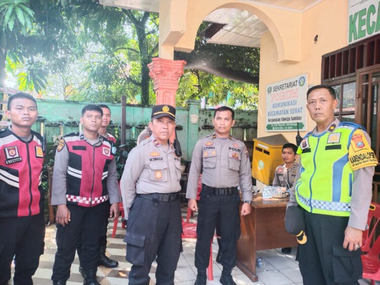 Jaga Sitkamtibmas Selama Hitung Suara Di PPK Kota Sibolga, Polres Sibolga Laksanakan Patroli