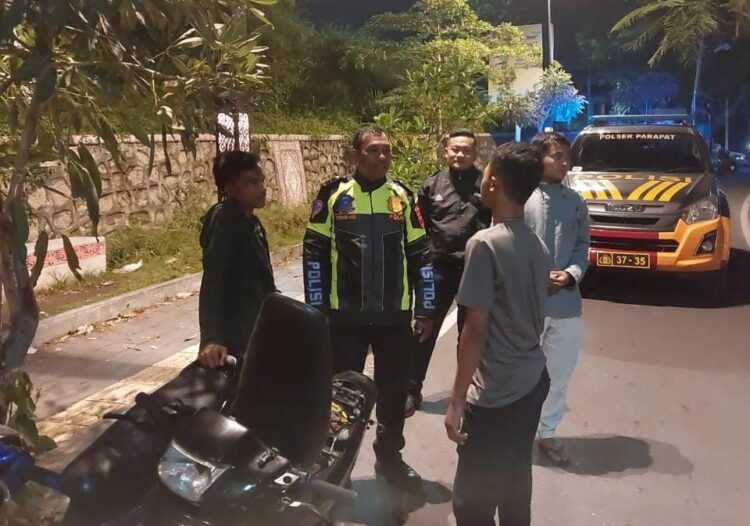 Polsek Parapat Gelar Blue Light Patrol Pasca Pemilu 2024, Pencegahan Tindak Kejahatan 