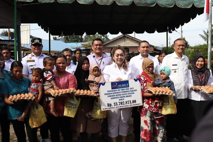 Bupati Pakpak Bharat Bagikan Bantuan CSR Bank Sumut di Desa Kecupak II