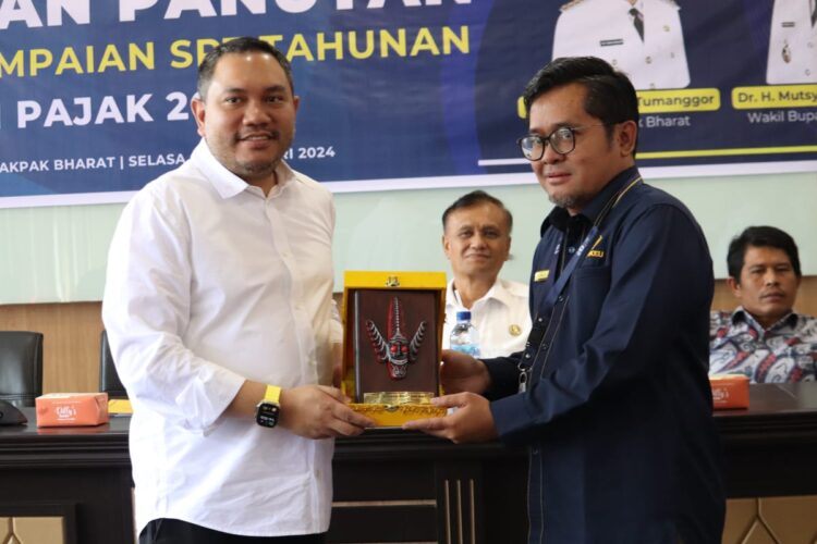 Bupati Pakpak Bharat Hadiri Pekan Panutan Penyampaian SPT Tahunan Tahun Pajak 2023