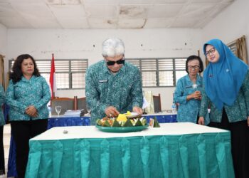 H Kusma Erizal Ginting Mendapat Kejutan Saat Agenda Bulanan dan Raker TP PKK Kota Pematang Siantar