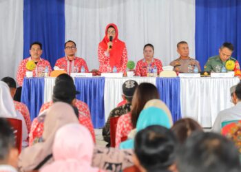 Wali Kota Buka Musrenbang yang Dilaksanakan di Kantor Camat Sianțar Sitalasari