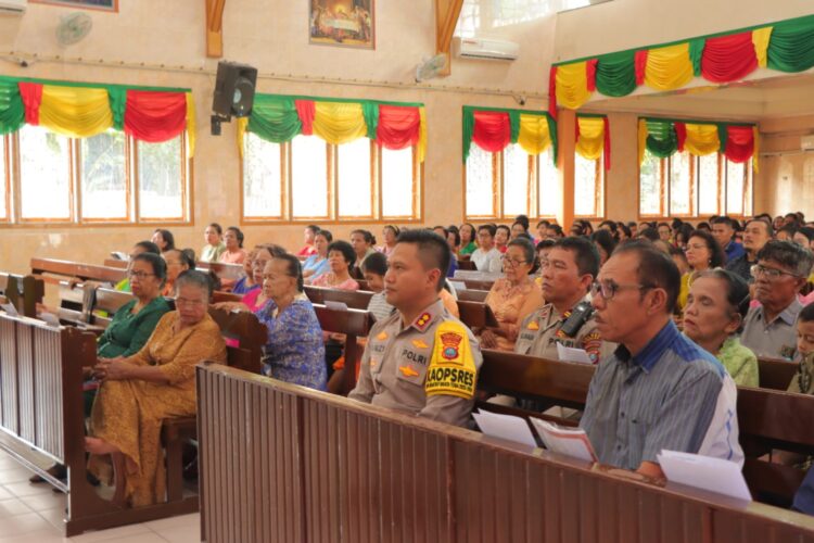 Kegiatan Minggu Kasih di HKBP Sibolga Sambas, Kapolres Himbau Jemaat Tertib Berlalu Lintas