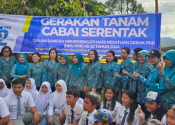 TP PKK Kabupaten Pakpak Bharat Canangkan Gerakan Tanam Cabai Serentak 