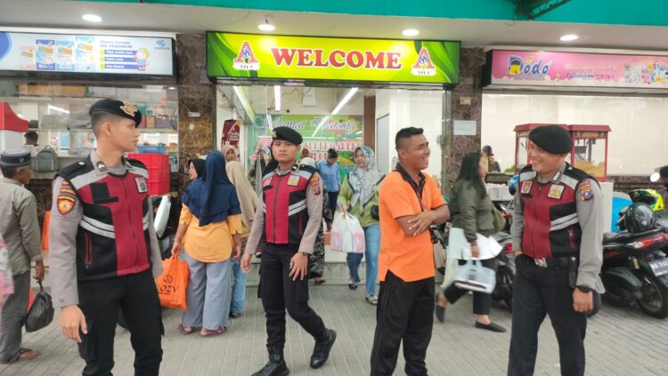 Antisipasi Kejahatan, Polres Sibolga Tingkatkan Patroli Kota Presisi Di Tempat Keramaian