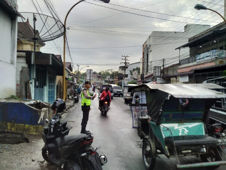 Cegah Laka Lantas Dan Kemacetan, Polres Sibolga Laksanakan Strong Point Setiap Pagi