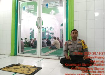 Polsek Jajaran Polres Pematangsiantar Laksanakan Pengamanan Sholat Taraweh Berjamaah Di Masjid 