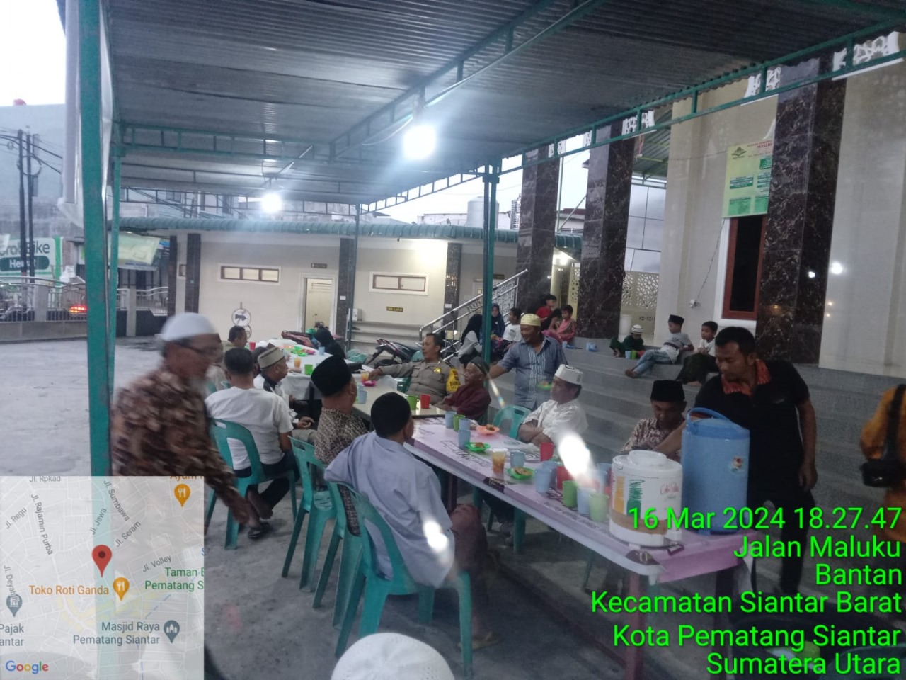 Bhabinkamtibmas Bantan Polsek Siantar Barat Buka Puasa Bersama Di Mesjid Bhabinkamtibmas Bantan Polsek Siantar Barat Buka Puasa Bersama Di Mesjid