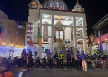 Polres Sibolga Melaksanakan Pengamanan Sholat Tarawih Selama Ramadhan