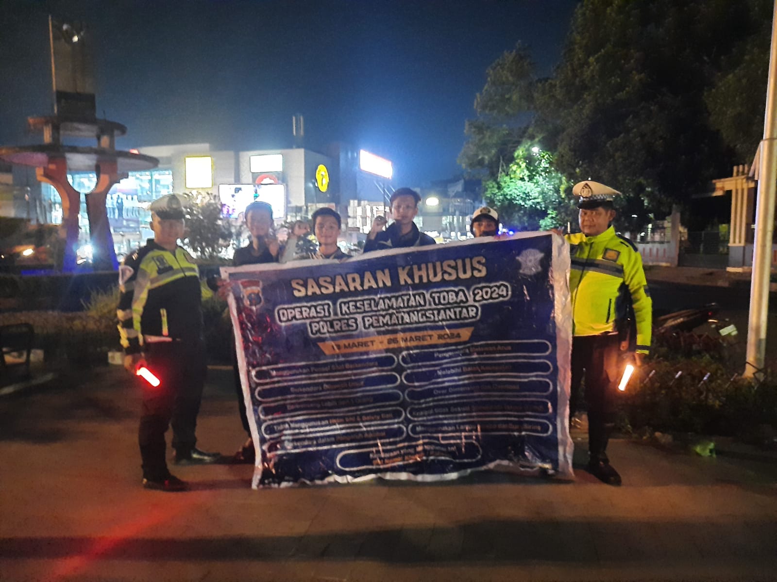 Satlantas Polres Pematangsiantar Gencar Sosialisasikan Ops Keselamatan Toba 2024 Satlantas Polres Pematangsiantar Gencar Sosialisasikan Ops Keselamatan Toba 2024