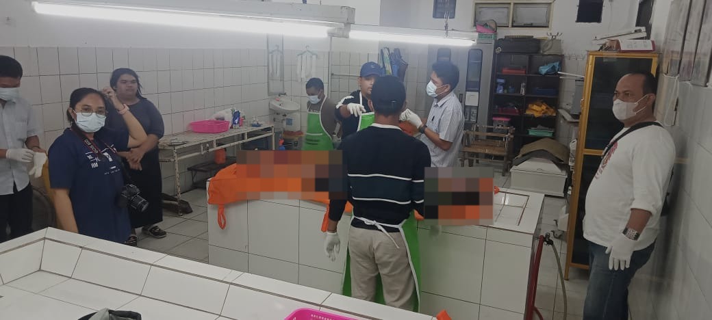 Karyawan BUMN Ditemukan Meninggal di Kontrakan, Polsek Siantar Martoba Olah TKP Karyawan BUMN Ditemukan Meninggal di Kontrakan, Polsek Siantar Martoba Olah TKP