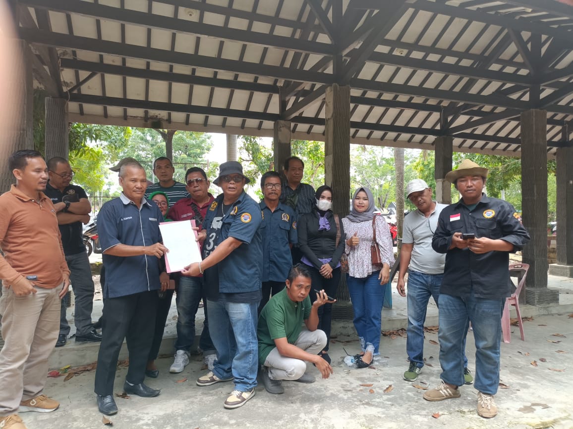 Persiapkan Aksi Damai, Puluhan Wartawan Way Kanan Berkumpul di Taman Pelangi